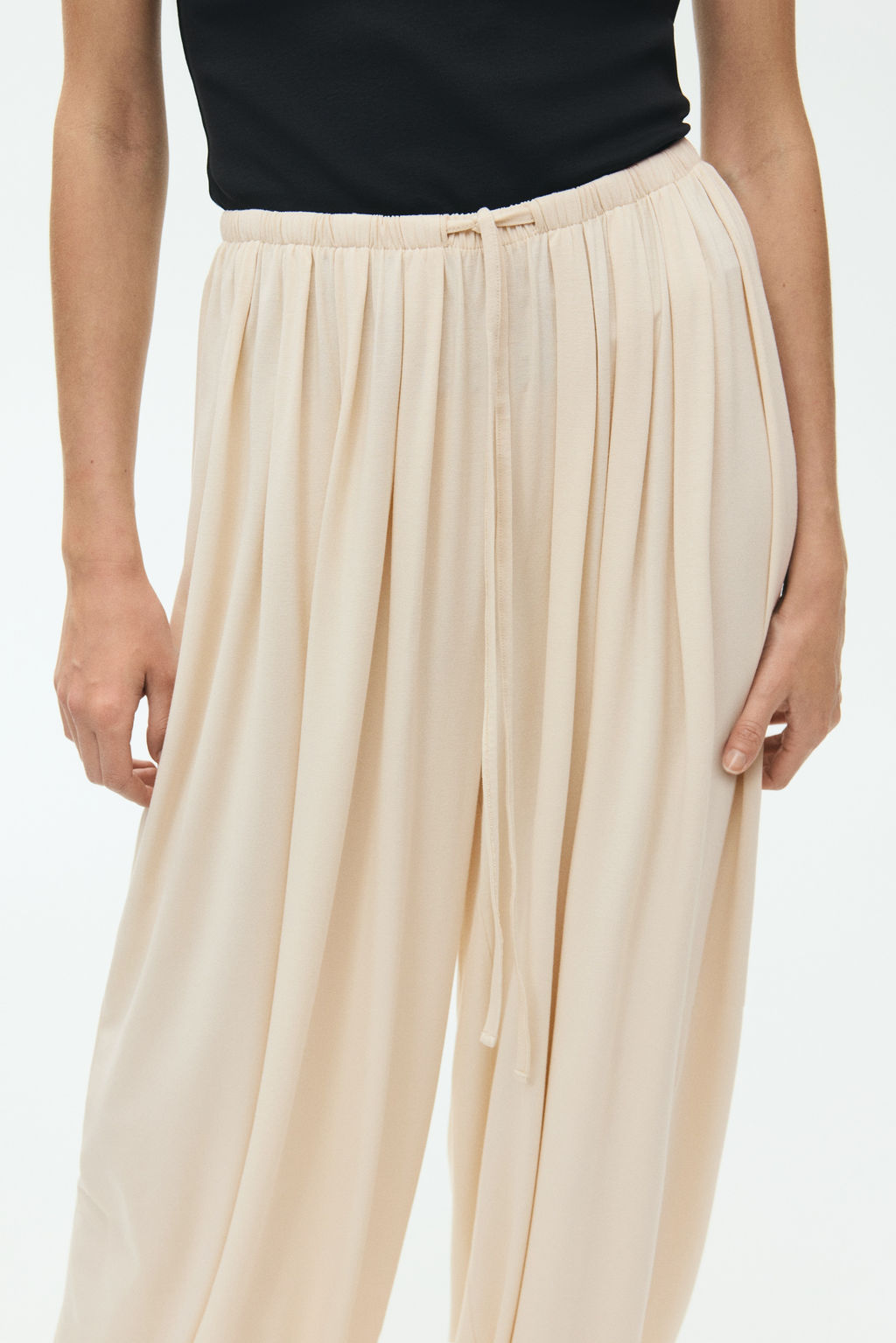 Pantal?n globo con cord?n de ajuste - H&m фото 6