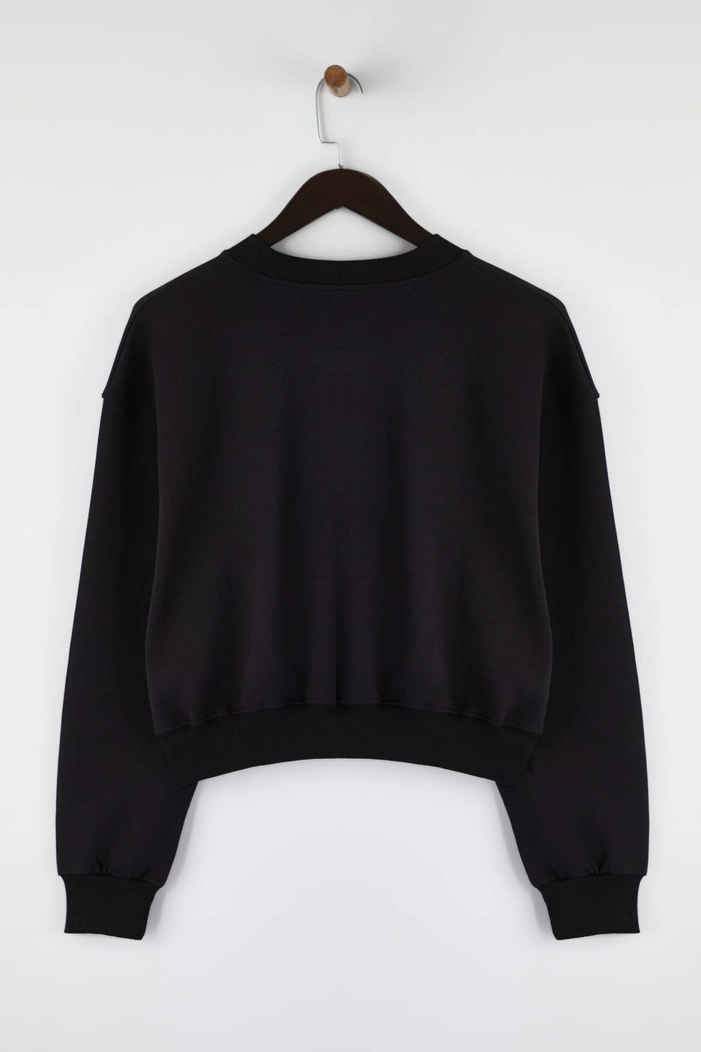 Siyah Soft Touch Serit Tas Akseusar Detayl? Bisiklet Yaka Orme Sweatshirt TWOAW26SW00224 - Trendyolmilla фото 6