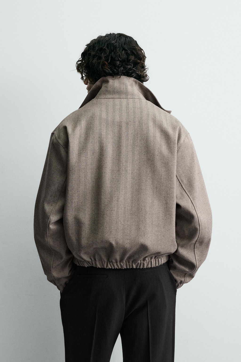 HERRINGBONE TEXTURED CROPPED FIT JACKET - Zara фото 11
