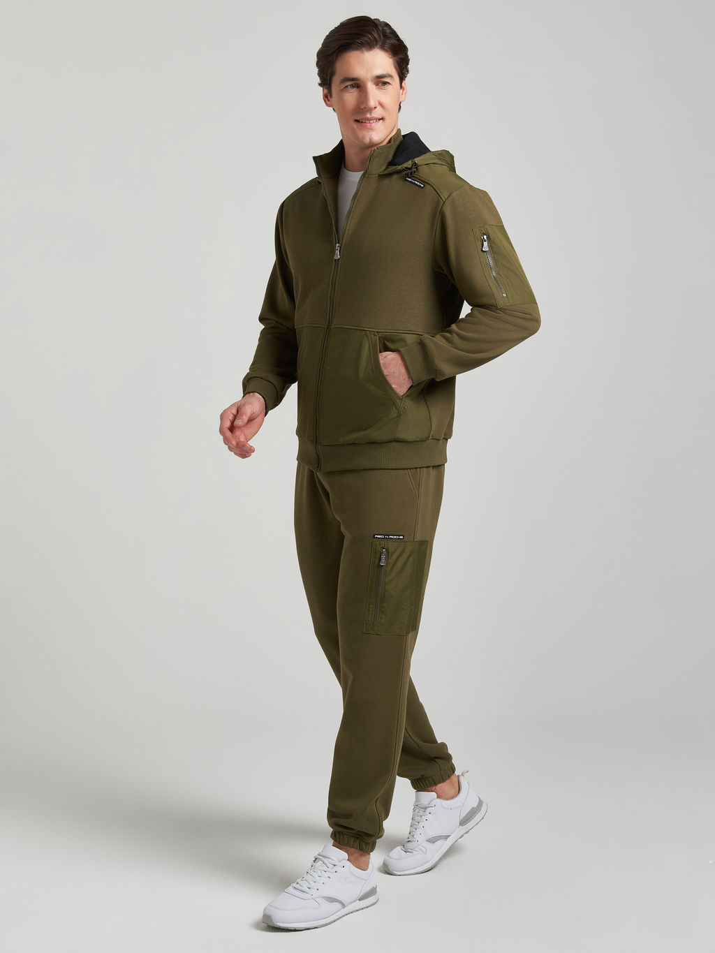 Спортивный костюм мужской 124M-RR-1768 RED-N-ROCKS