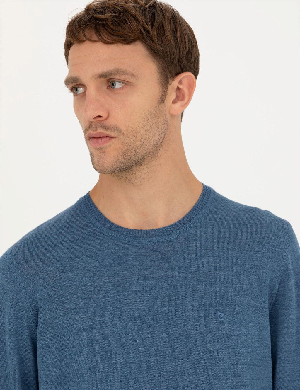 Mavi Slim Fit Bisiklet Yaka Y_n Kar___ml_ Basic Triko Kazak