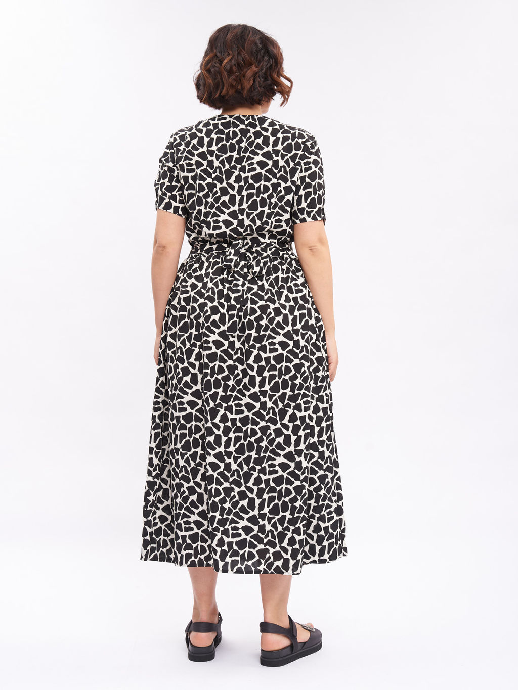 Платье анималистическое ZPP78504CAM01 - Артесса фото 9