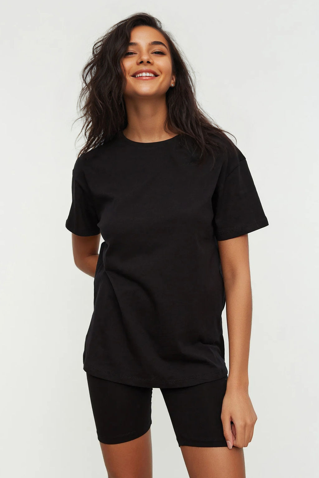 Trendyolmilla Siyah %100 Pamuklu Sortlu/Taytl? Orme Pijama Tak?m? THMSS20PT0397