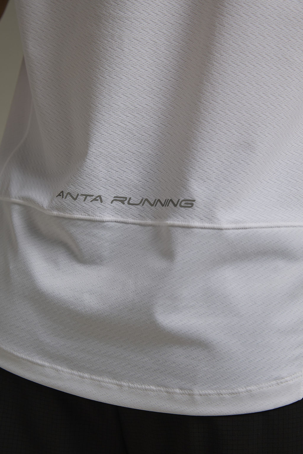 Футболка Белый ADVANCED RUNNING SS Tee - Anta фото 6