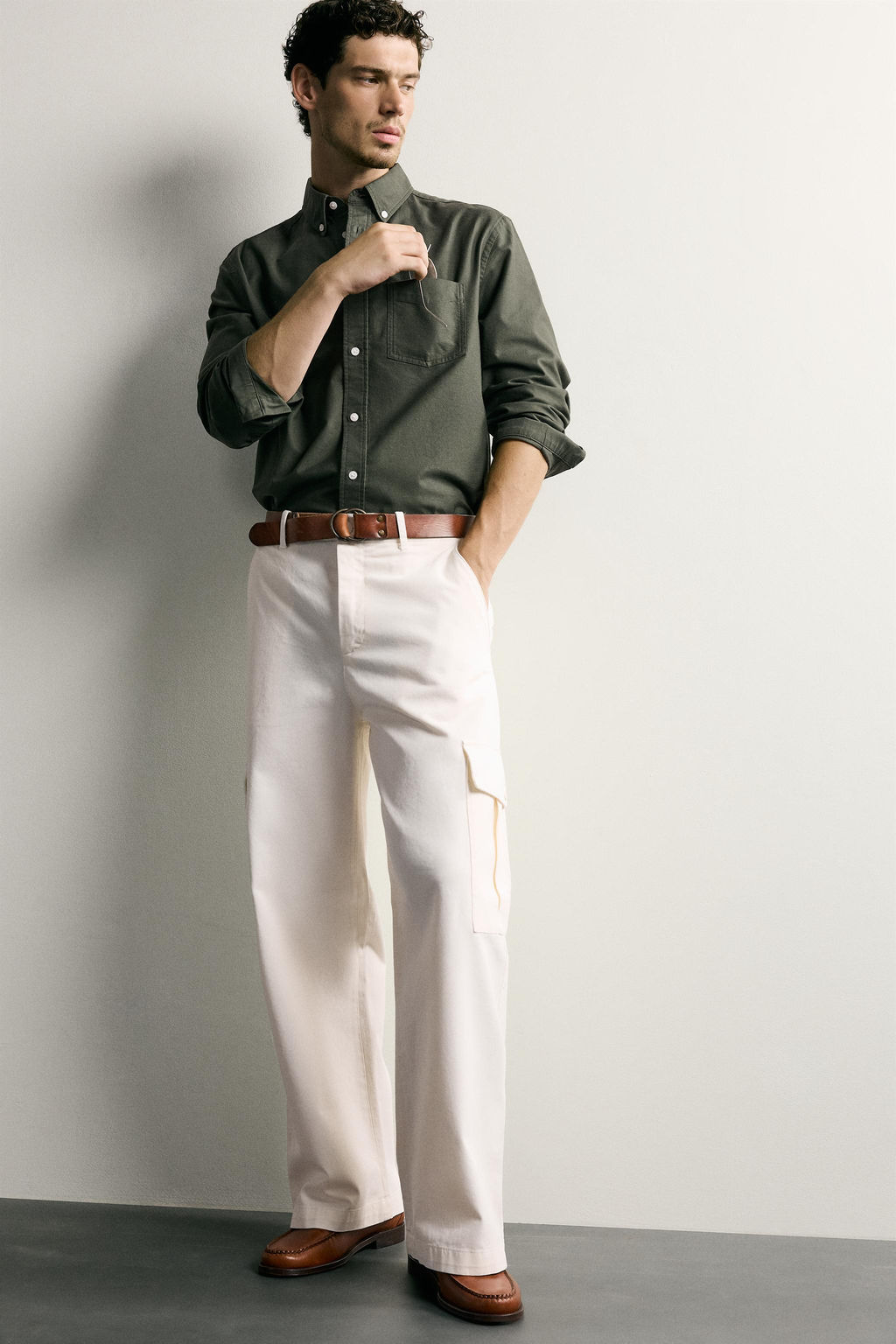 CAMISA REGULAR FIT ESTRUCTURA OXFORD / Verde oscuro - Zara фото 6