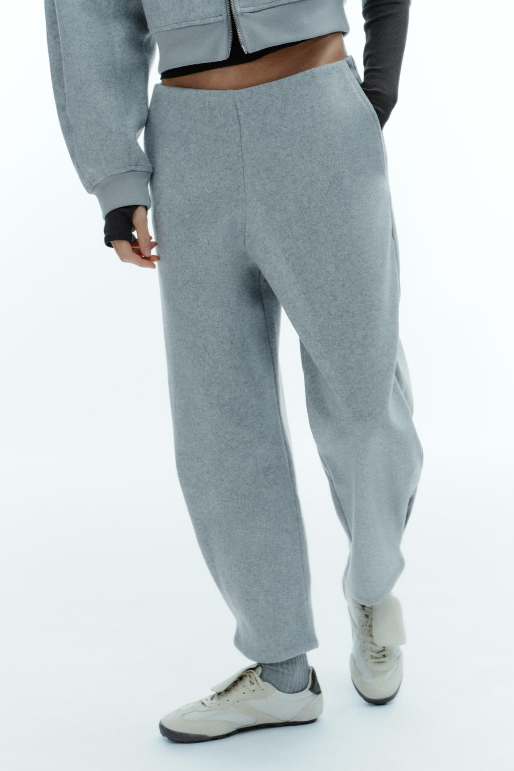 BALLOON SOFT PLEATED TROUSERS