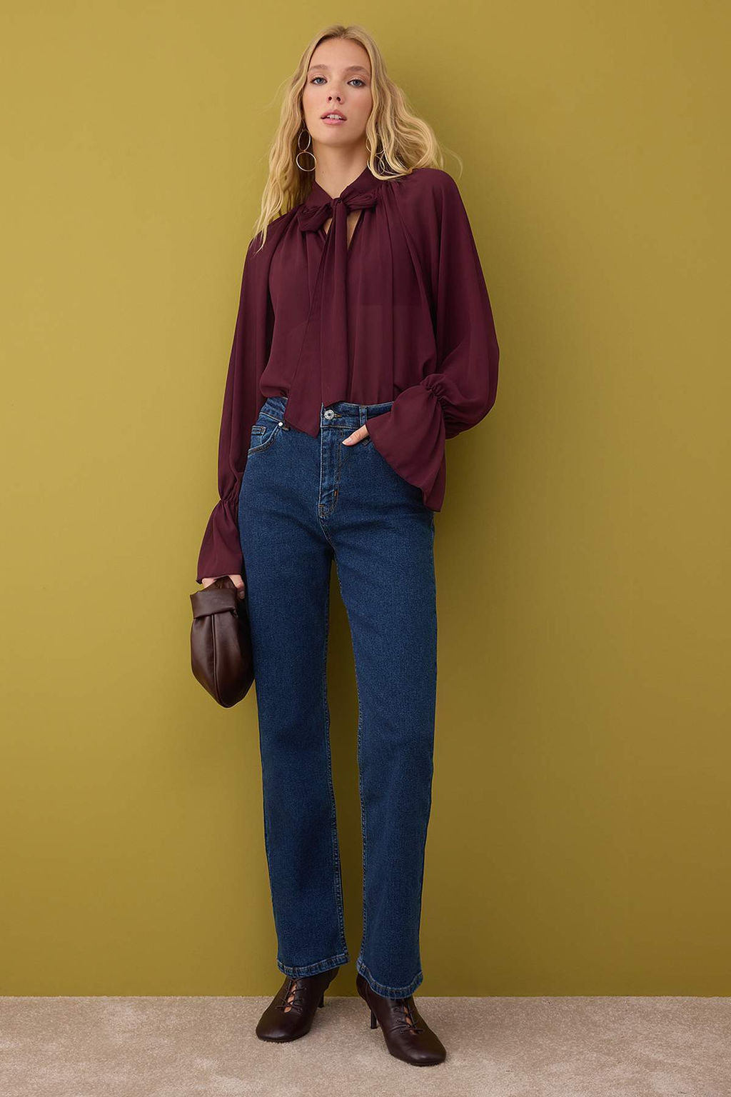 Koyu Mavi Yuksek Bel Comfort/Esnek/Rahat Straight Duz Kesim Boru Paca Jeans TWOAW26JE00062