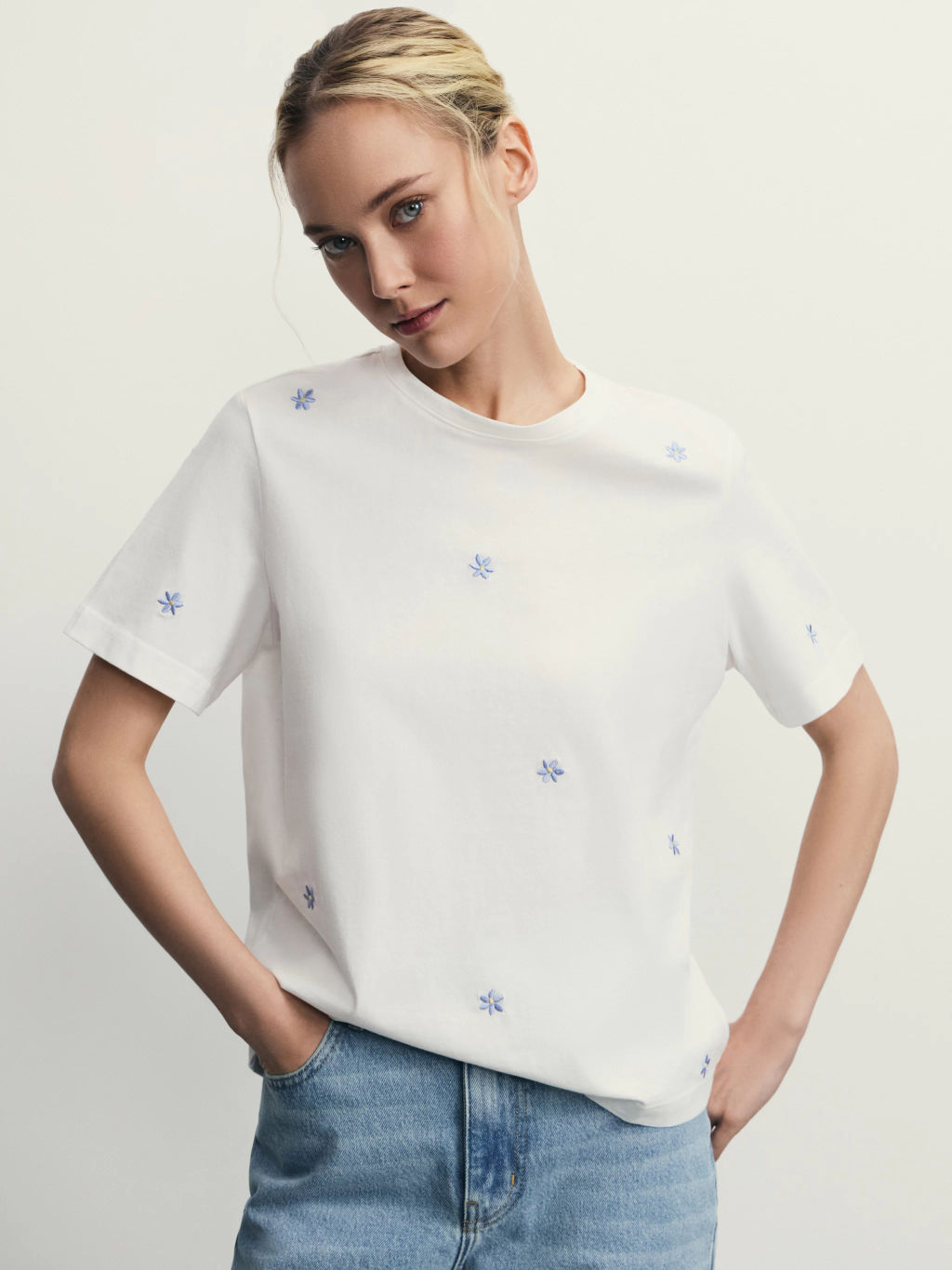 Футболка из хлопка с вышивкой / Zarina фото 2