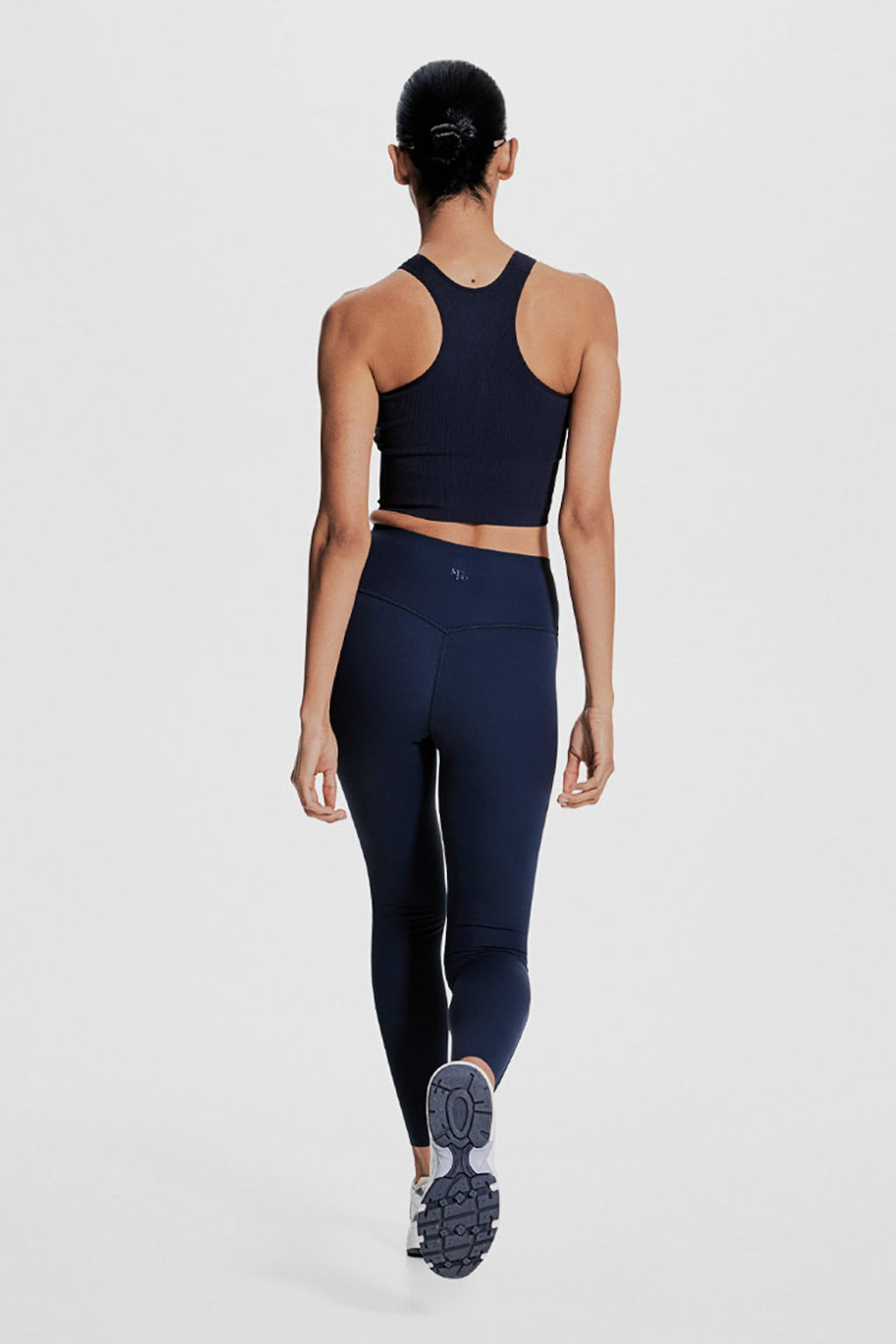Sujetador de deporte en DryMove Medium Support - H&m фото 5