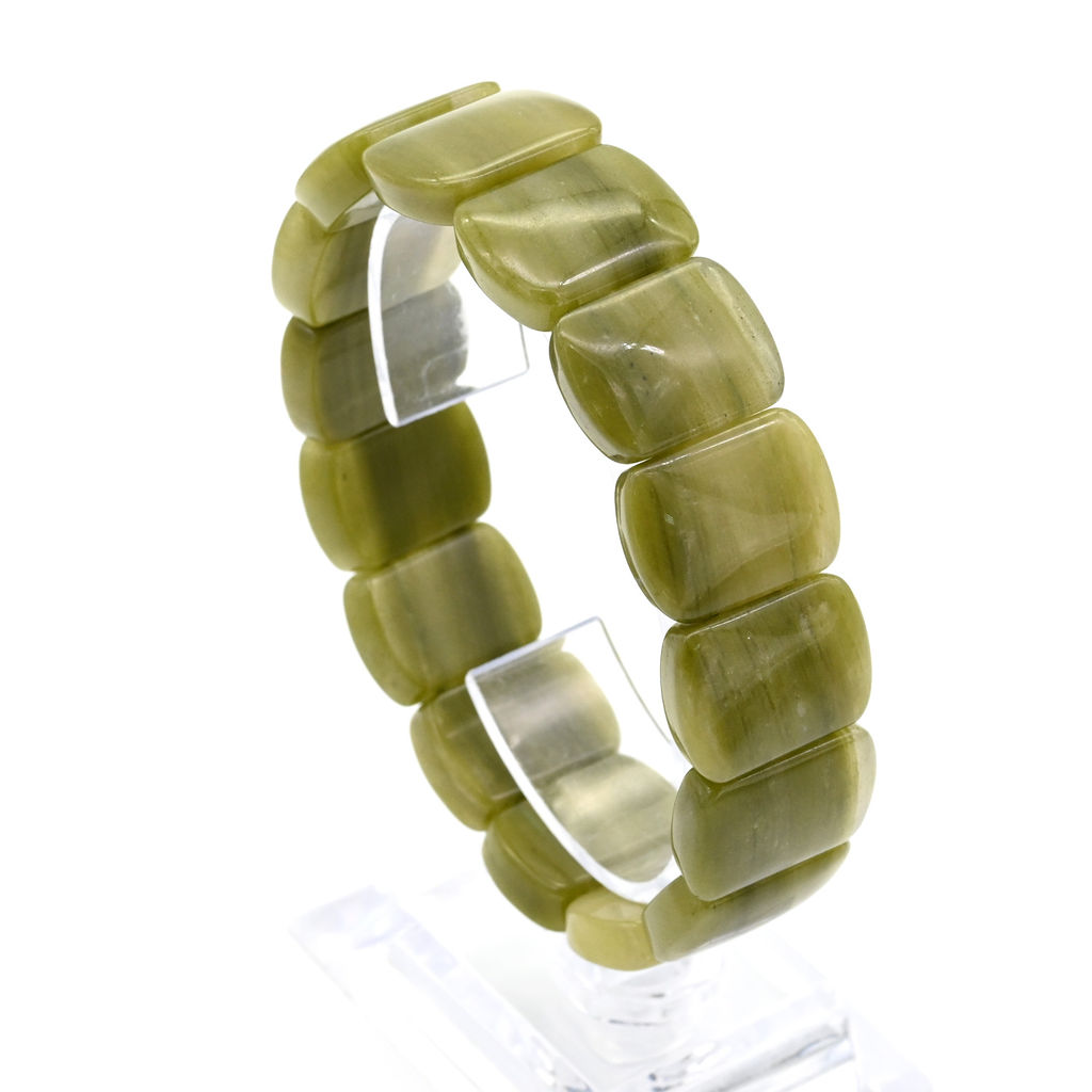 Браслет овал 19*14мм из фантомного кварца