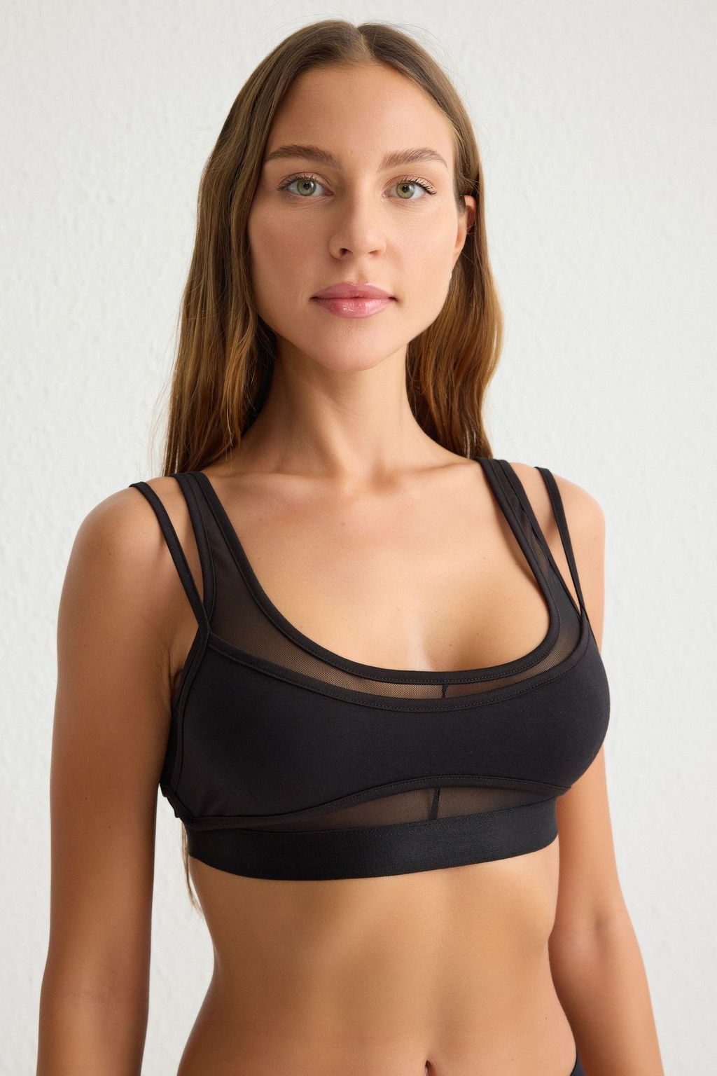 TRENDYOLMILLA Siyah Pamuklu Tul Detayl? Kaps?z Bralette Orme Sutyen THMSS25SU00001