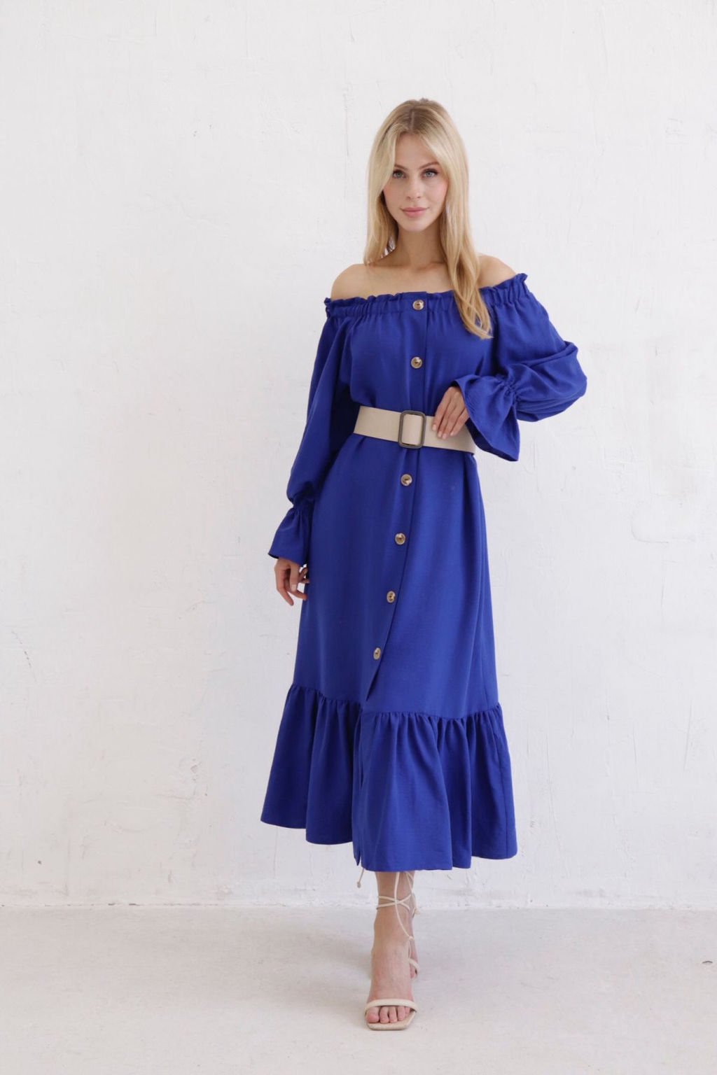 Длинное платье с открытыми плечами синее - Martichelli фото 2
