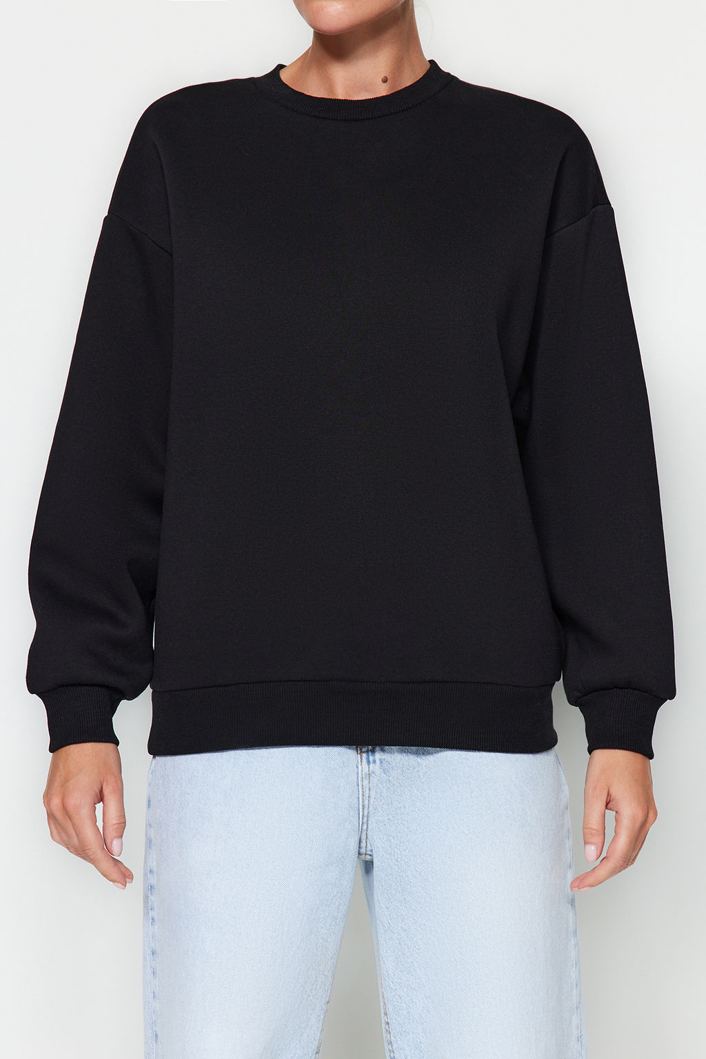 Siyah Kal?n Ici Polarl? Regular/Normal Kal?p Bisiklet Yaka Basic Orme Sweatshirt TWOAW24SW00101