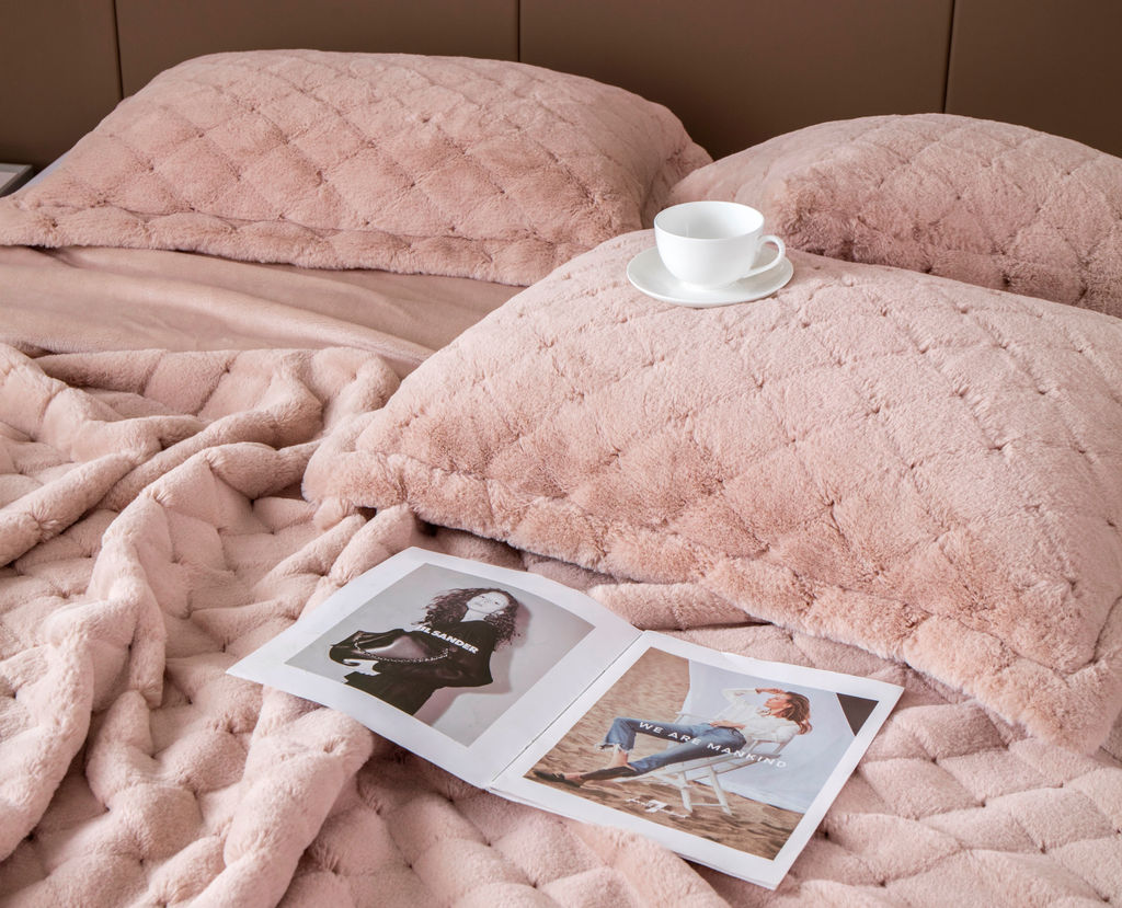 Покрывало декоративное Shinshilla point (пудра платина) - Kazanov.a. фото 8