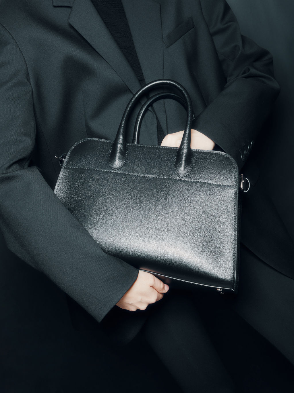 Женский тоут CALZETTI ASHLEY MEDIUM Артикул 4524868, черный фото 3