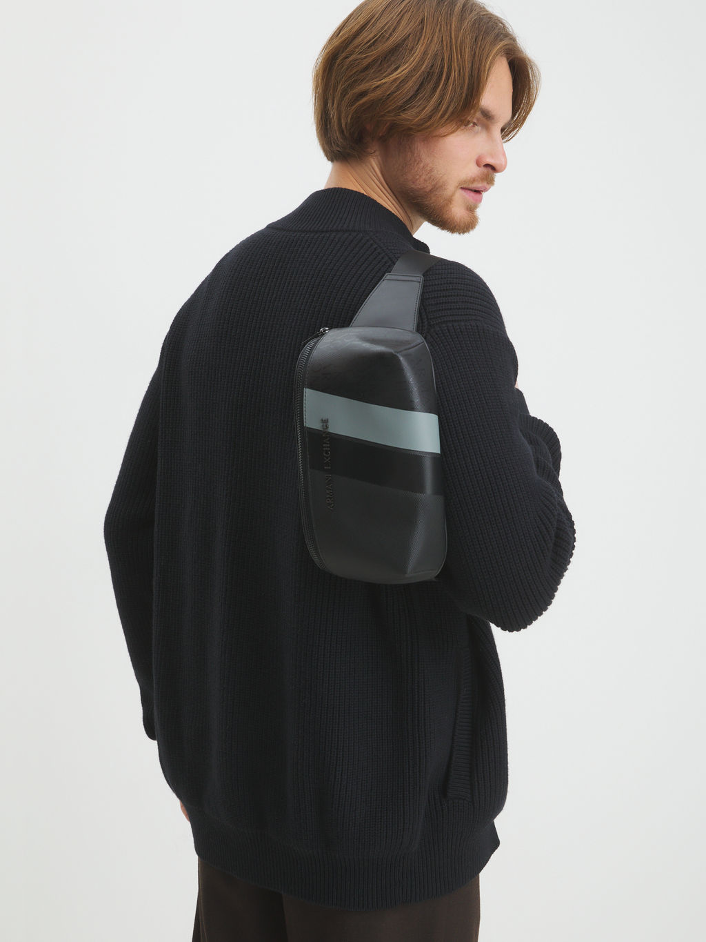 Мужская поясная сумка ARMANI EXCHANGE Артикул 4081420, черный фото 6