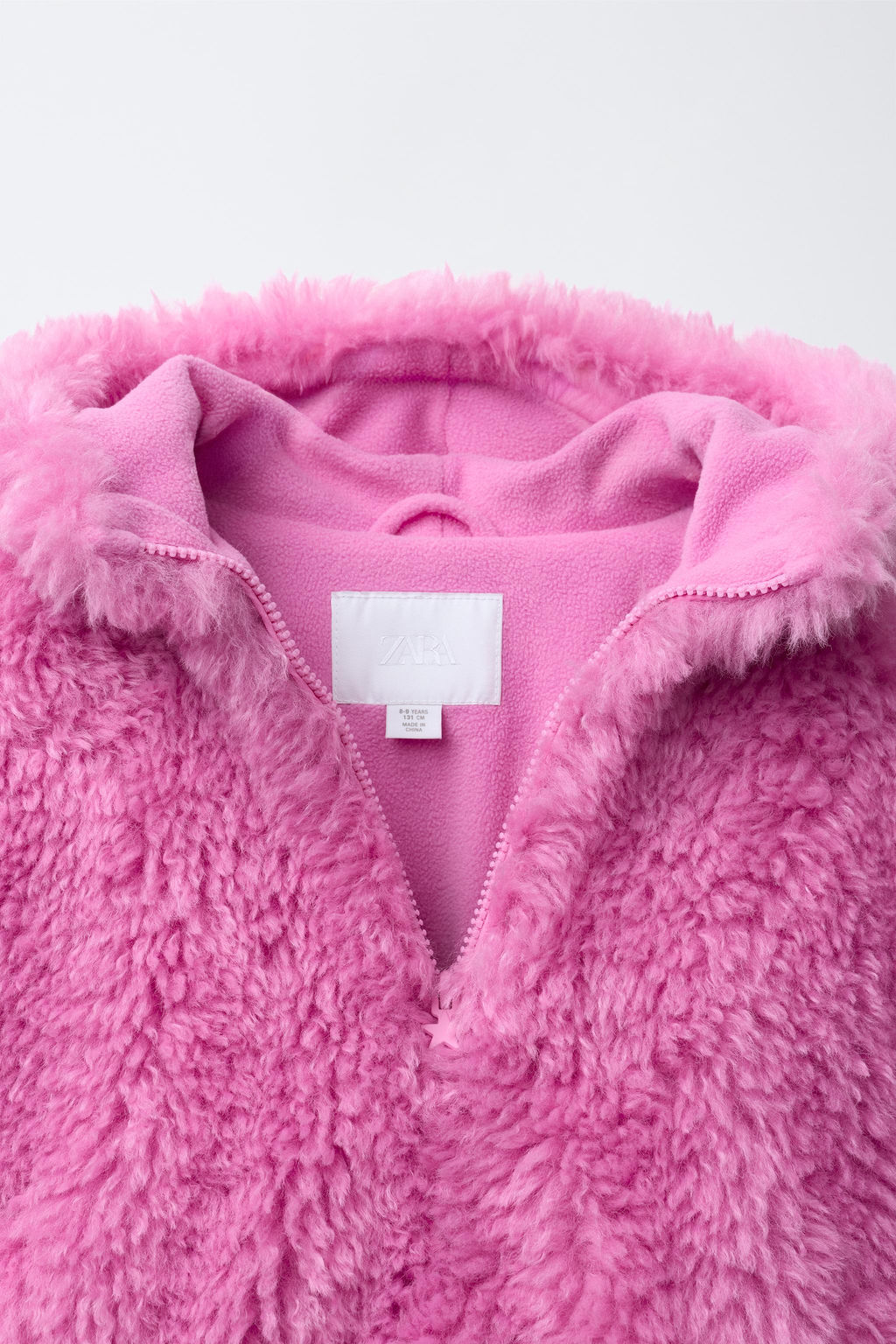 FAUX FUR HOODED JACKET - Zara фото 5