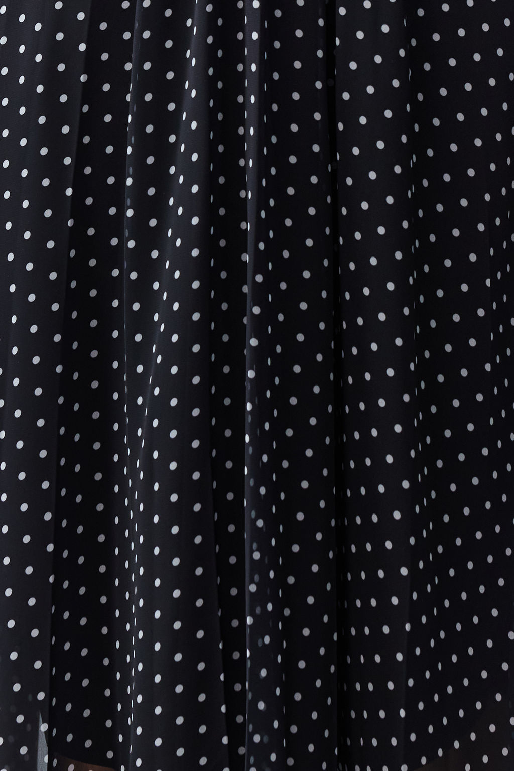 TRENDYOLMILLA Siyah Kemerli Puantiyeli Sifon Astarl? Midi Dokuma Elbise TWOSS24EL00839  фото 4