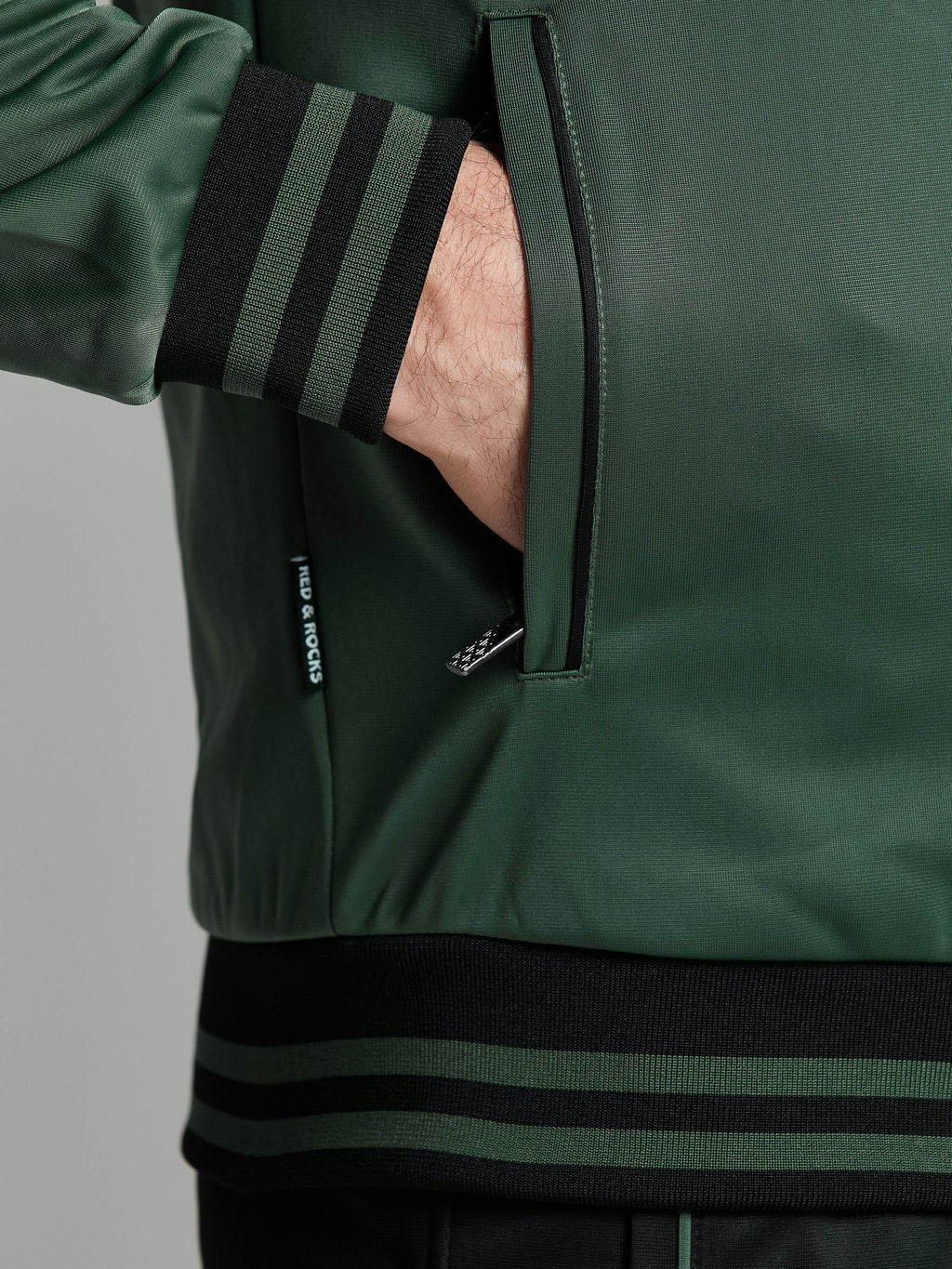 Спортивный костюм мужской 10M-RR-1844 RED-N-ROCKS