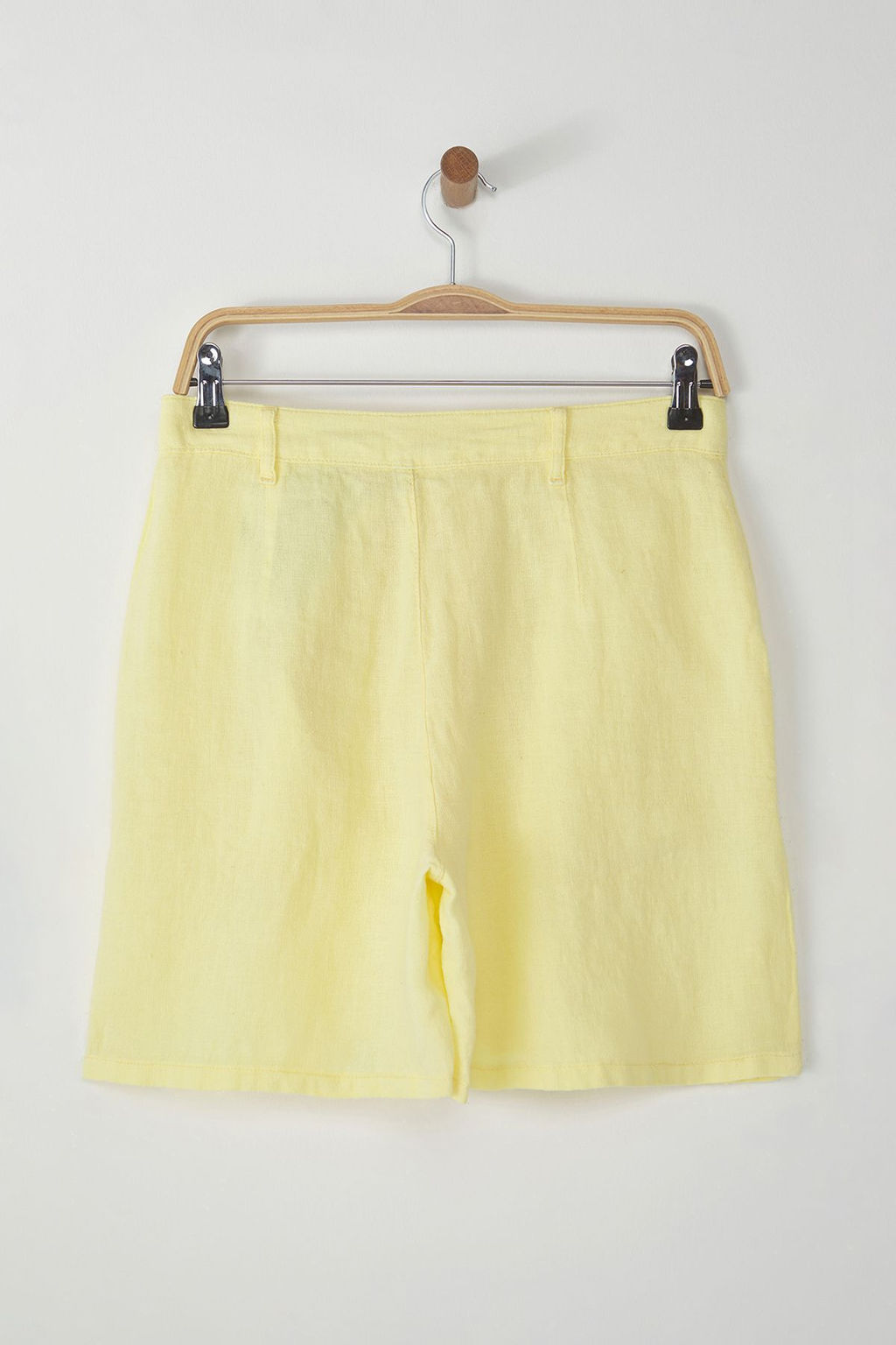 Sar? %100 Keten Pileli Yuksek Bel Sort TWOSS24SR00093