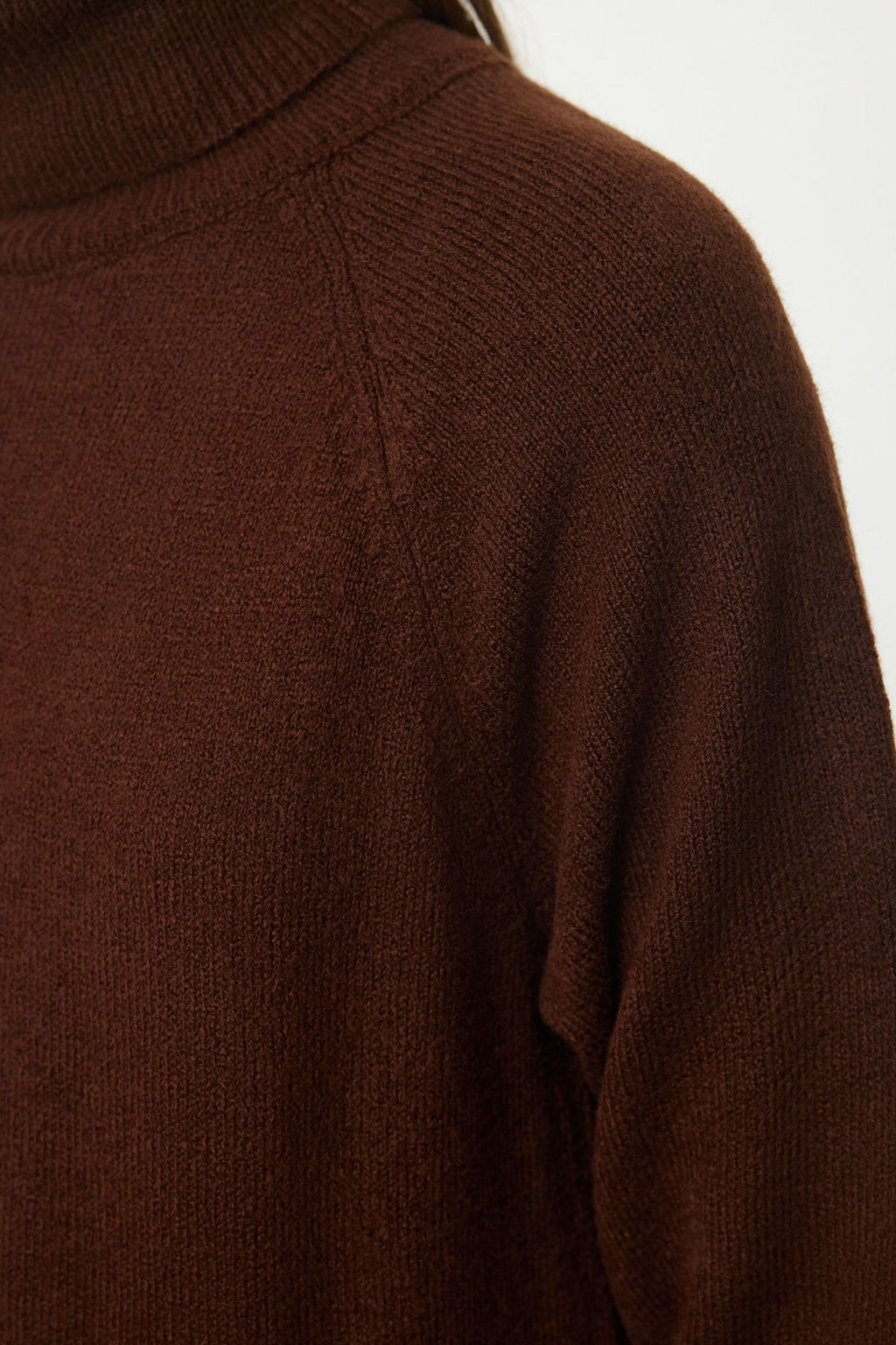 TRENDYOLMILLA Kahverengi Mini Triko Basic Elbise TWOAW25EL00028  фото 4