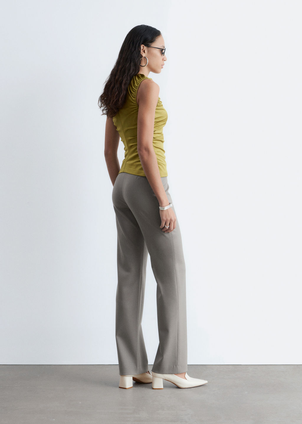 Pantalones de lana de perneras rectas - H&m фото 5