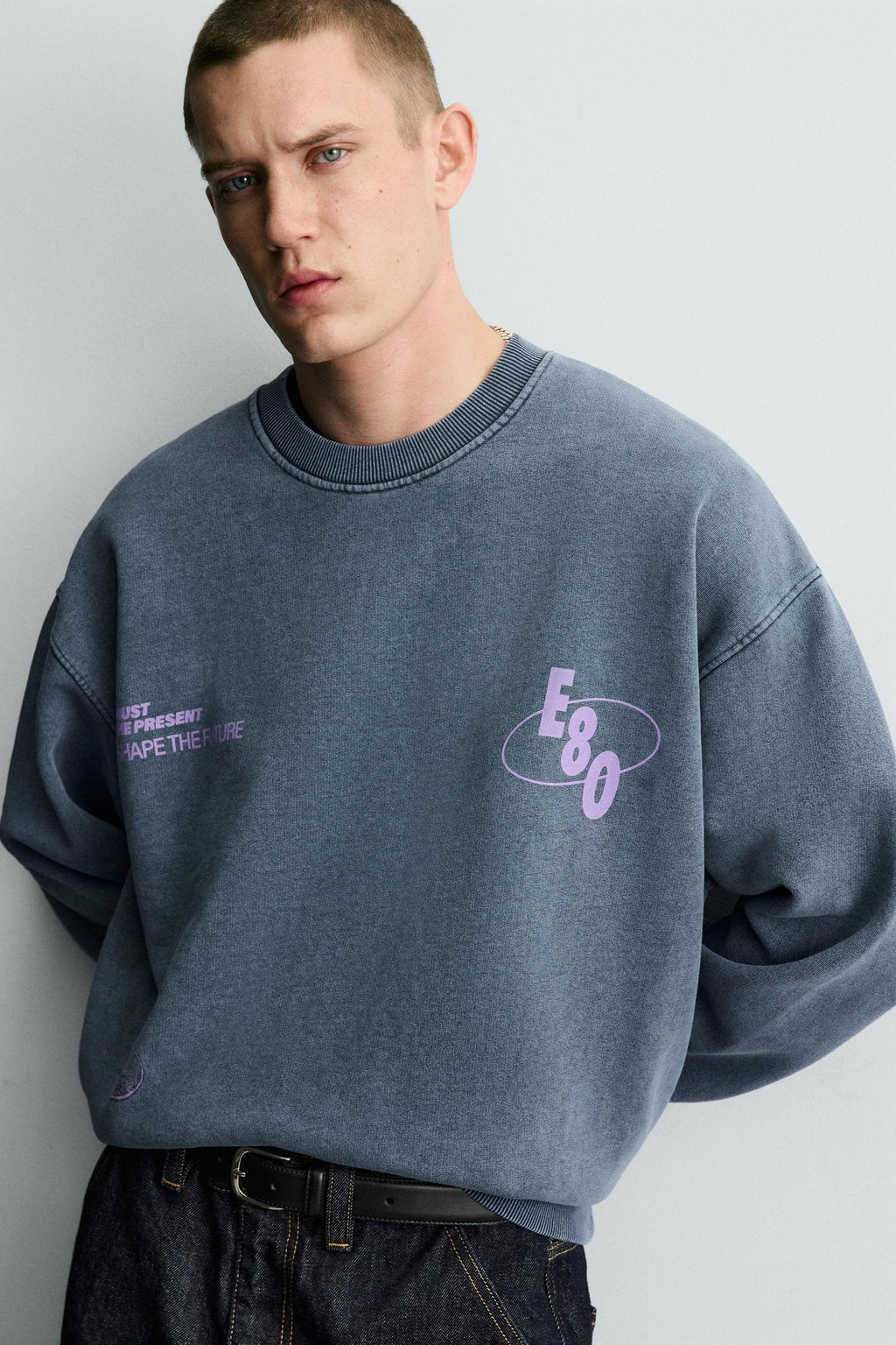 WASHED PRINTED TEXT SWEATSHIRT - Zara фото 14
