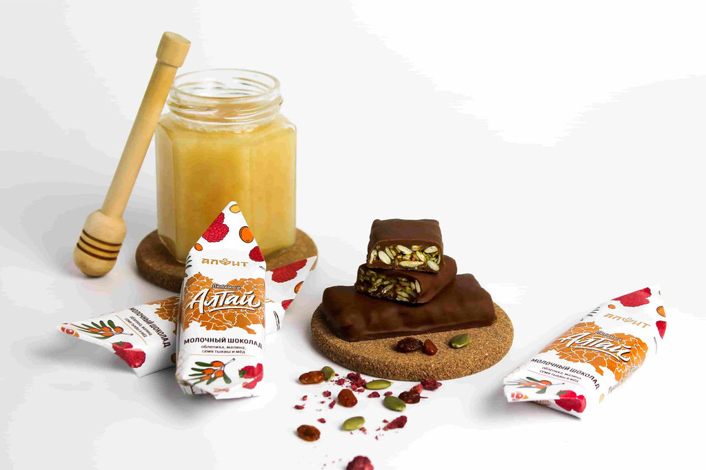 Конфета ручной работы Любимый Алтай молочный горький шоколад Алфит  фото 4