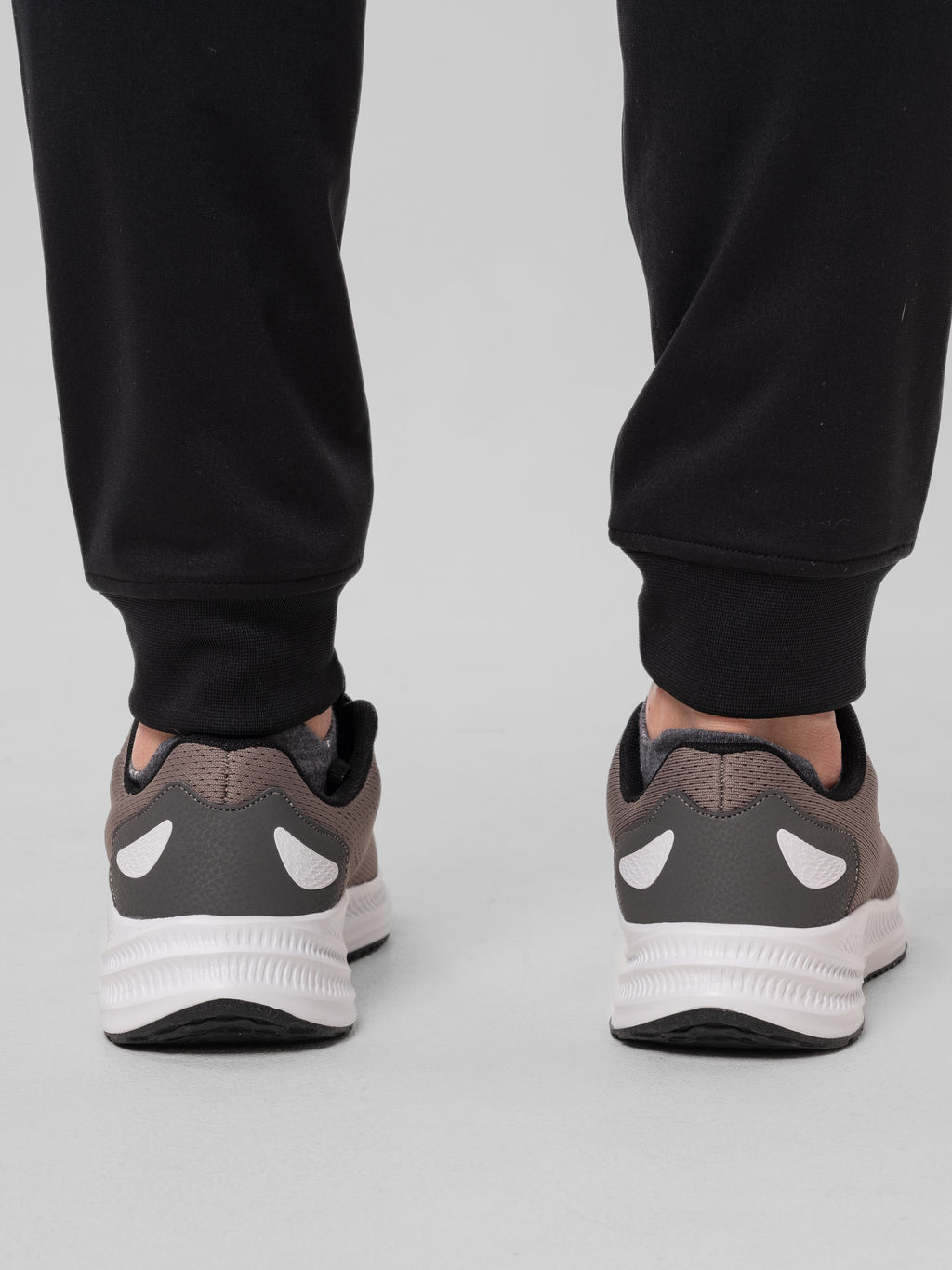 Кроссовки мужские