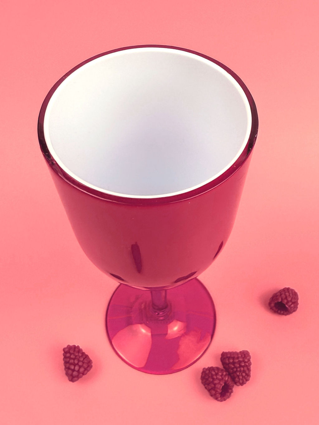 Цена за 2 шт. Бокал для вина 300мл пластиковый (цвет микс) OLS-179-3