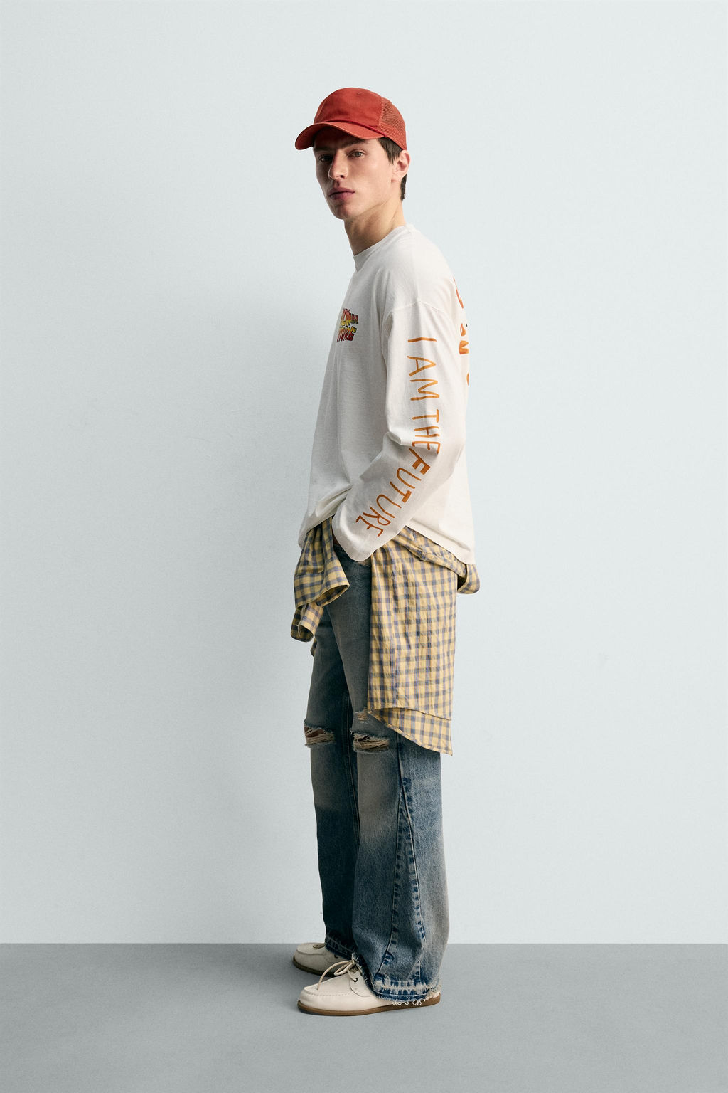 CAMISETA ILUSTRACI?N BACK TO THE FUTURE UCS LLC AND AMBLIN X DYLAN?S T-SHIRT CLUB X ZARA / blanco  фото 4