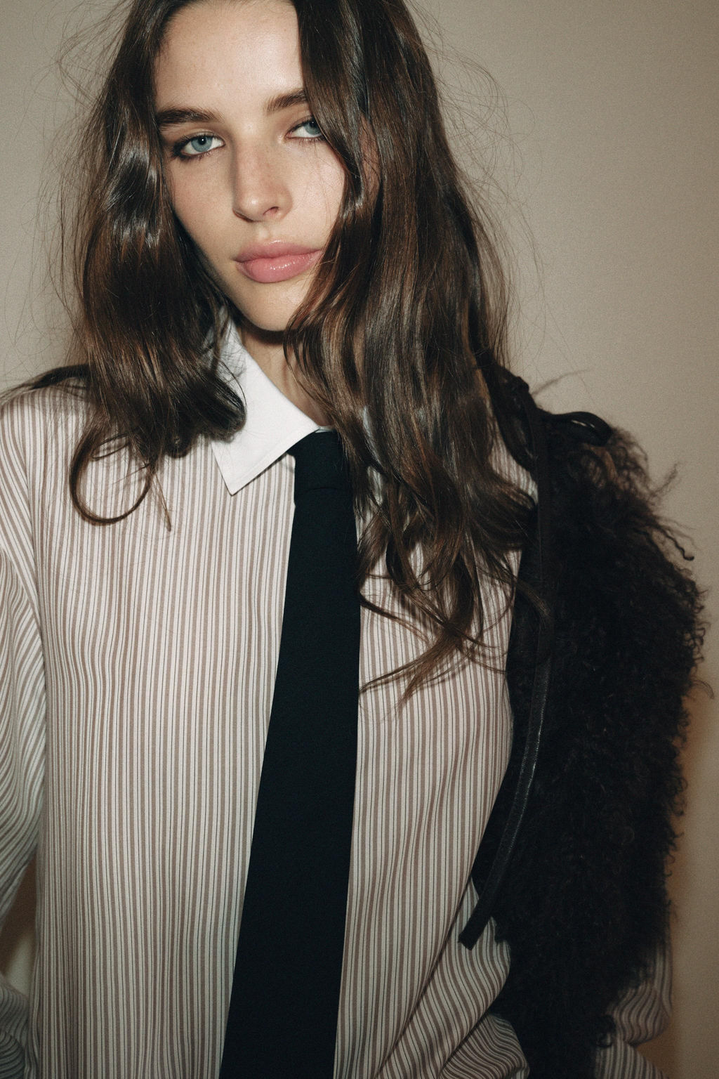 TEXTURED TIE