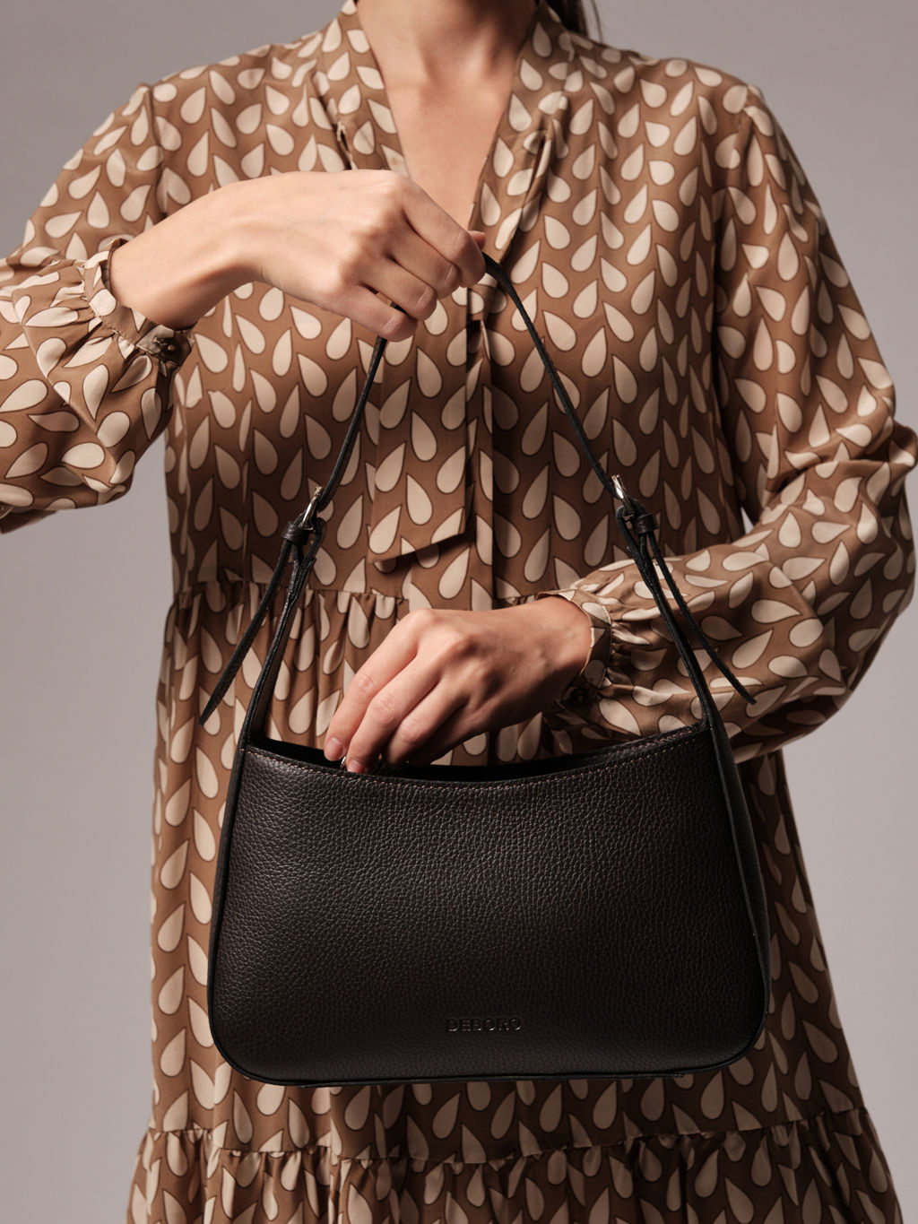 Сумка багет Deboro 31046 темно-коричневый