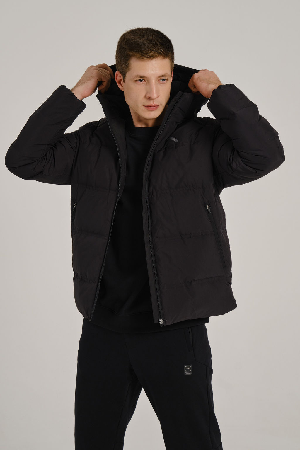 Пуховик короткий Черный TRN Down Jacket - Anta фото 3