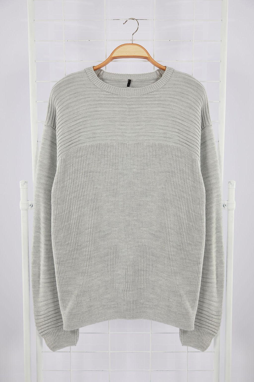 Gri Unisex Oversize Bisiklet Yaka Duz Triko Kazak TMNAW25KZ00004