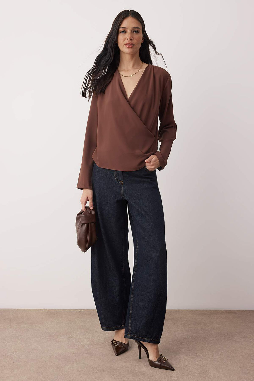 Trendyolmilla Siyah Kruvaze Saten Dokuma Bluz TWOAW24BZ00423  фото 10