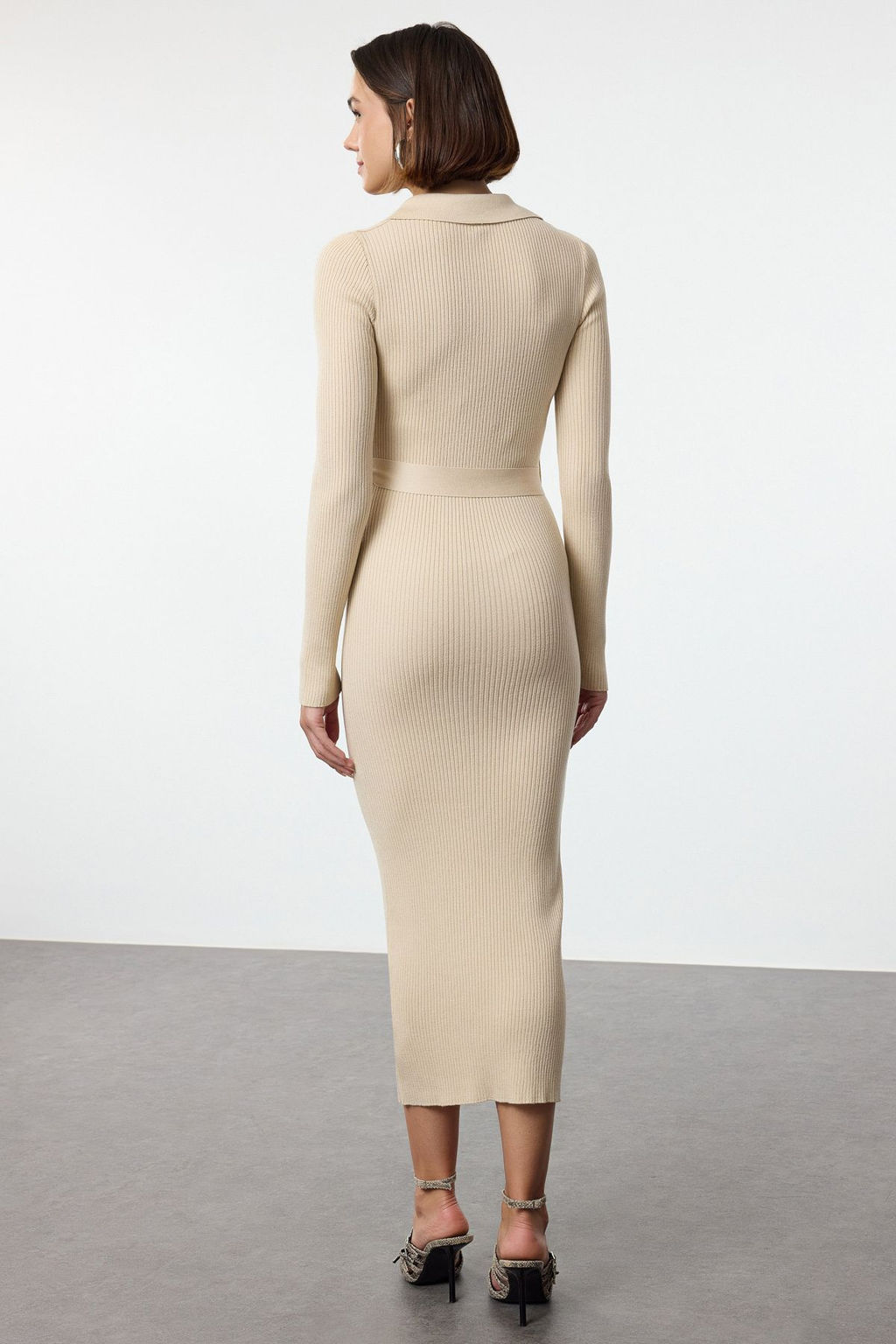 TRENDYOLMILLA Lacivert Maxi Kusakl? Triko Elbise TWOAW25EL00442  фото 10