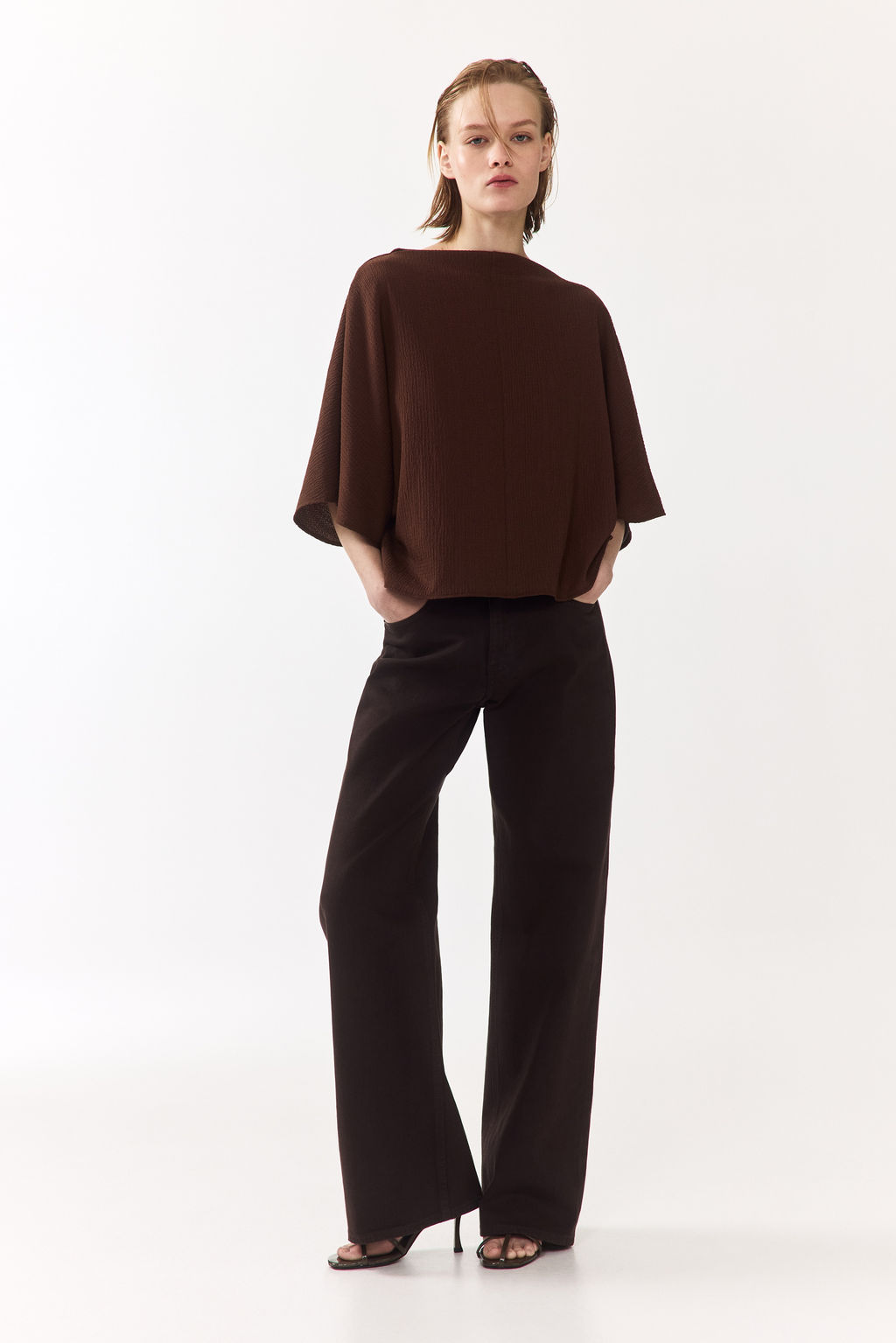 Top efecto arrugado con escote barco - H&m фото 7