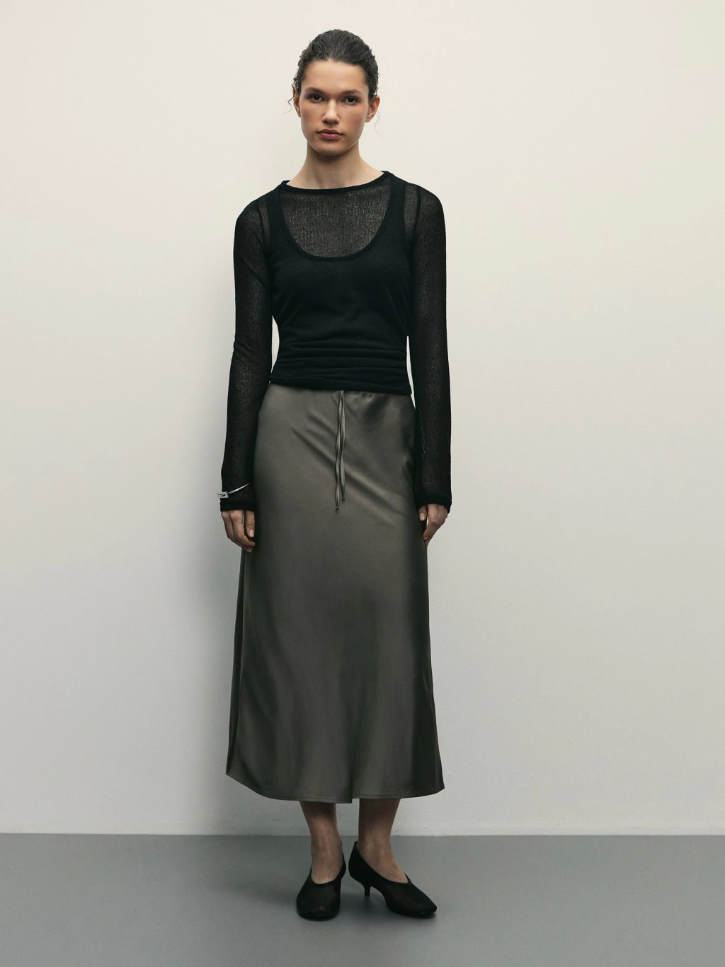 Сатиновая юбка миди с поясом на кулиске / Zarina