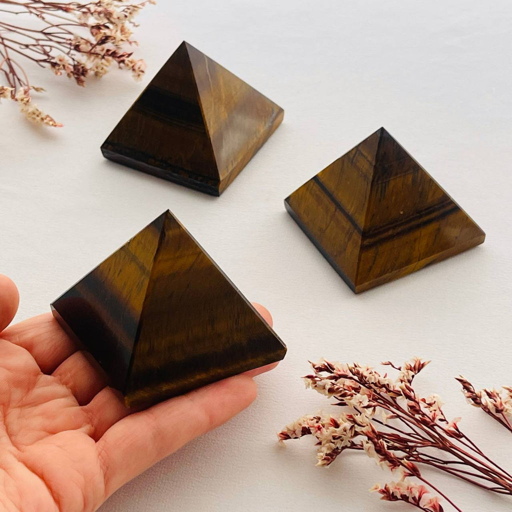 Пирамида из Тигрового глаза