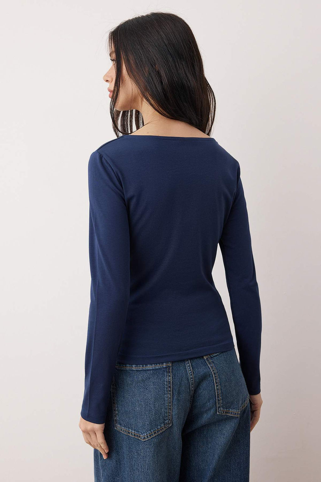 Trendyolmilla Siyah-Ekru Ikili Paket Kay?k Yaka Fitted/Vucuda Oturan Orme Bluz TWOAW25BZ00062  фото 9