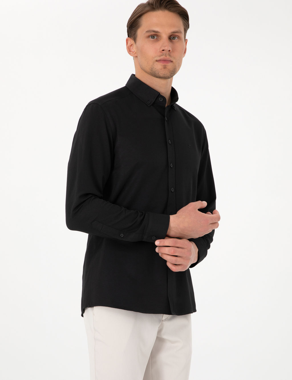 Siyah Oxford Slim Fit Kolay _t_lenebilir G_mlek