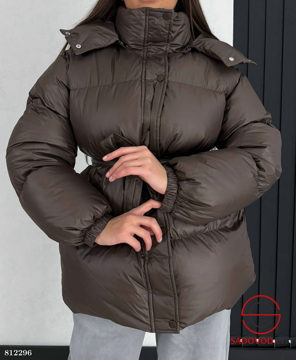 Куртка женская для зимы с капюшоном - Bruno фото 4