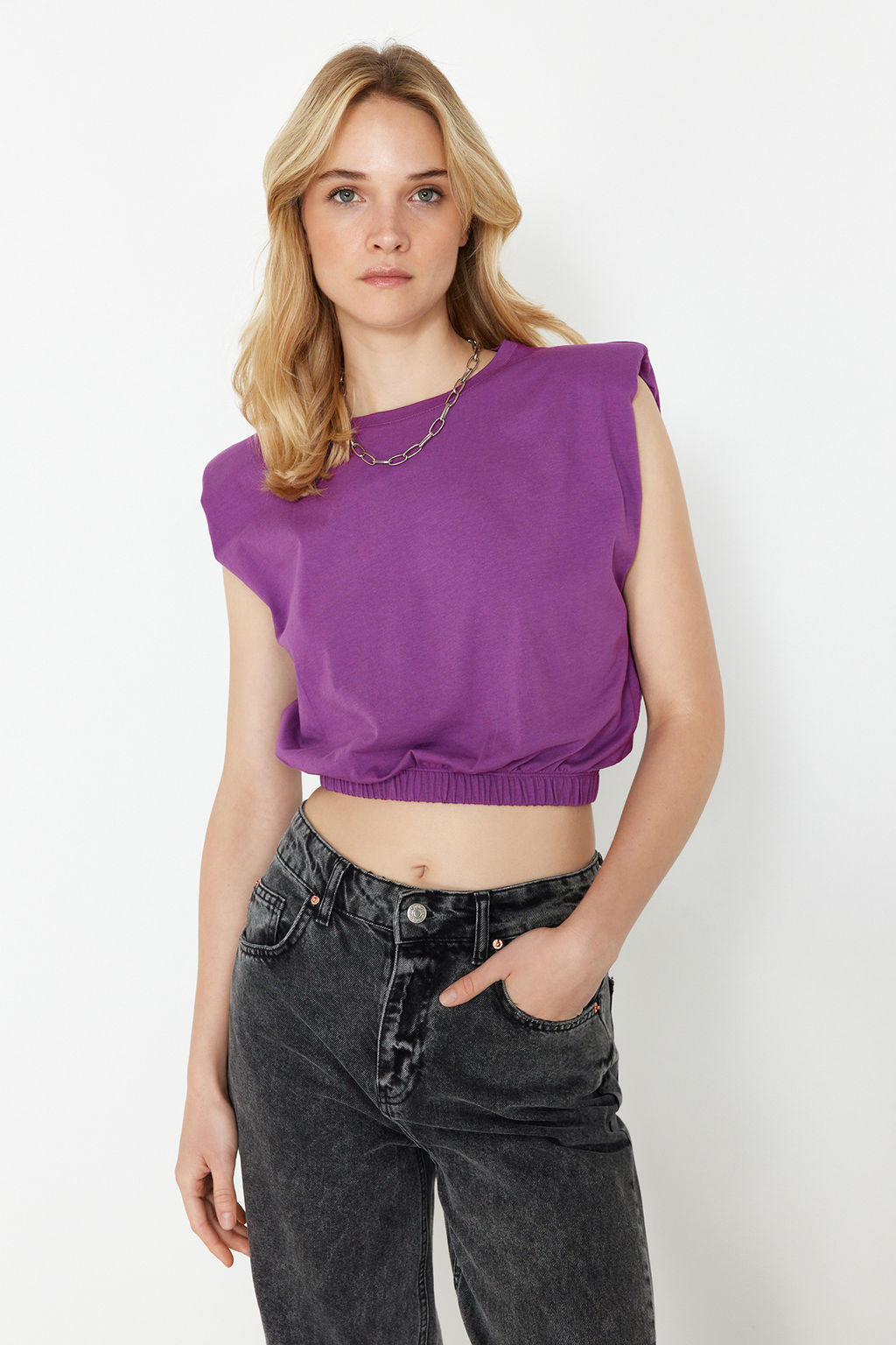 TRENDYOLMILLA Siyah %100 Pamuk Vatkal? Crop Bisiklet Yaka Orme T-Shirt TWOSS21TS0379 фото 27