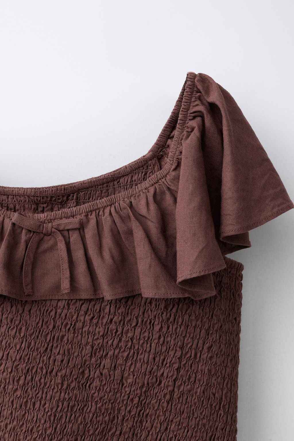 TOP CON LINO NIDO DE ABEJA / Marr?n - Zara фото 5