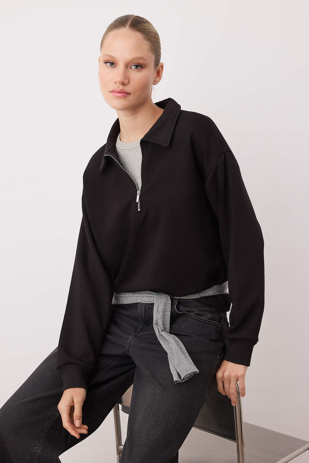 Siyah Regular/Normal Kal?p Fermuar Detayl? Kal?n Orme Sweatshirt TWOAW26SW00108 - Trendyolmilla фото 2