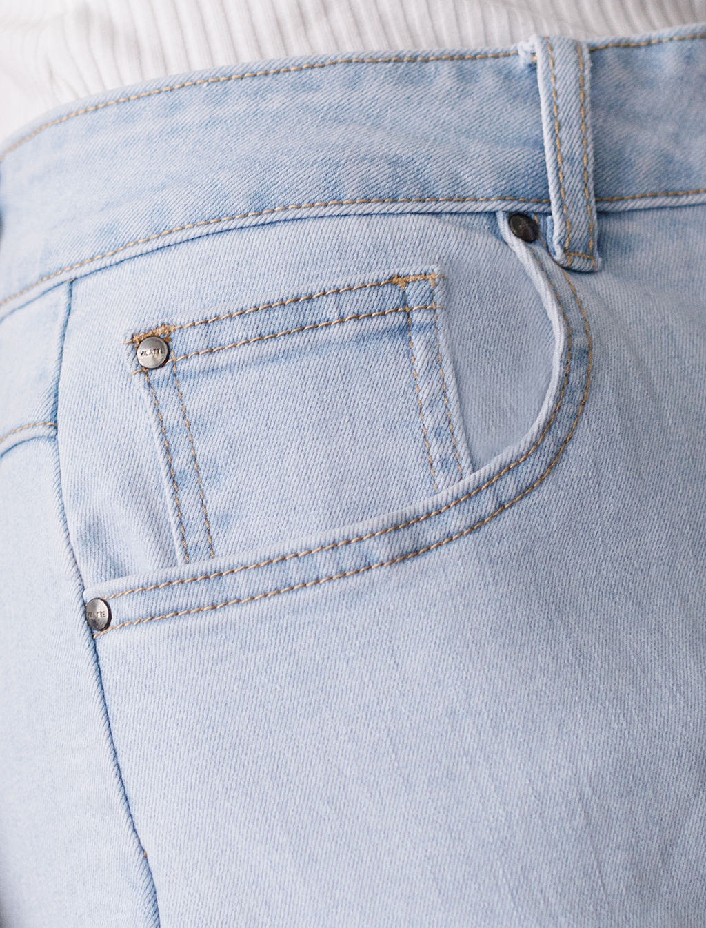 Джинсы из эластичного денима - Vilatte фото 2