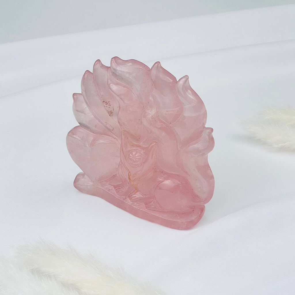 Лиса "Кицунэ" из Розового кварца