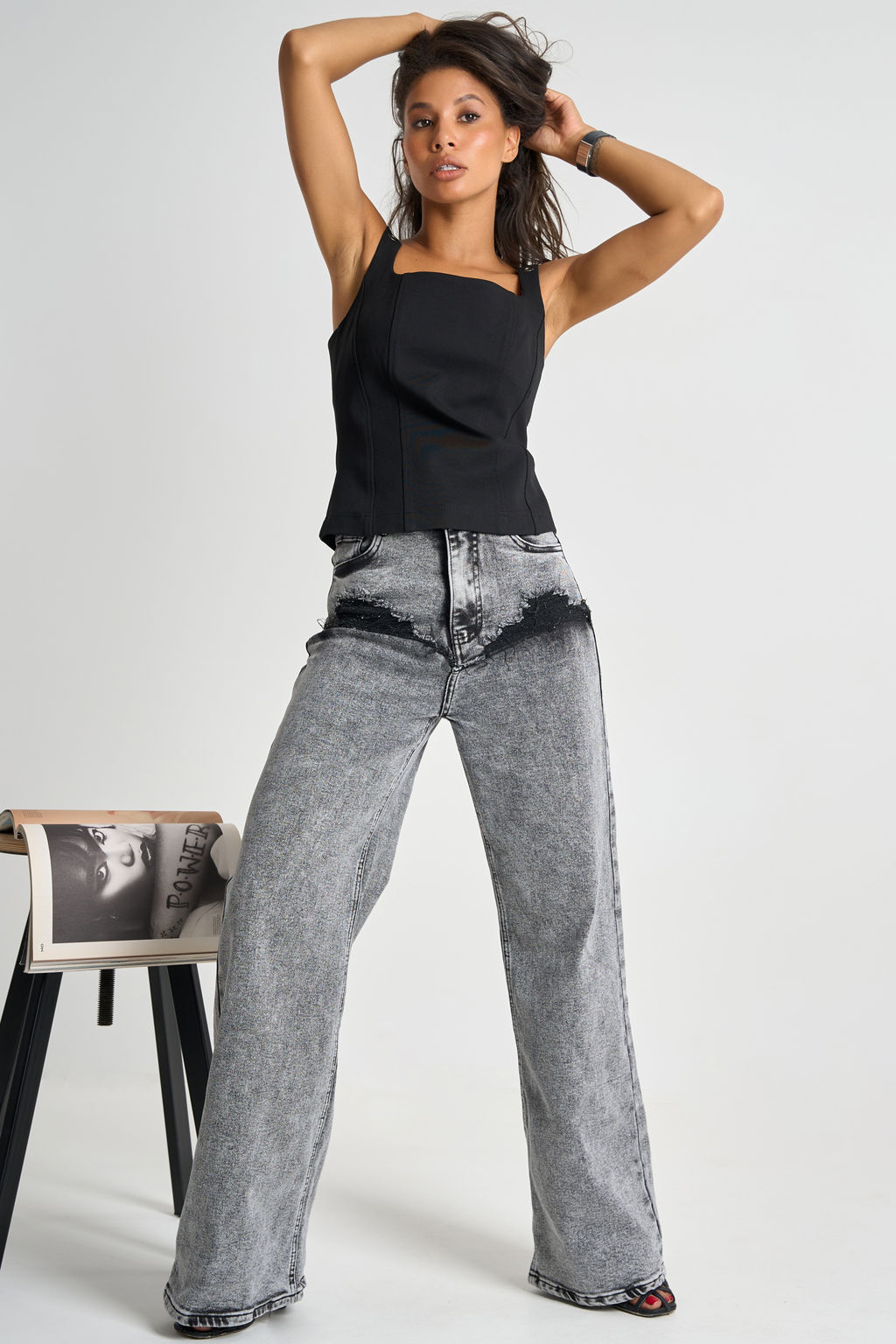 Топ корсет с люверсами на бретелях черный - Fly фото 5