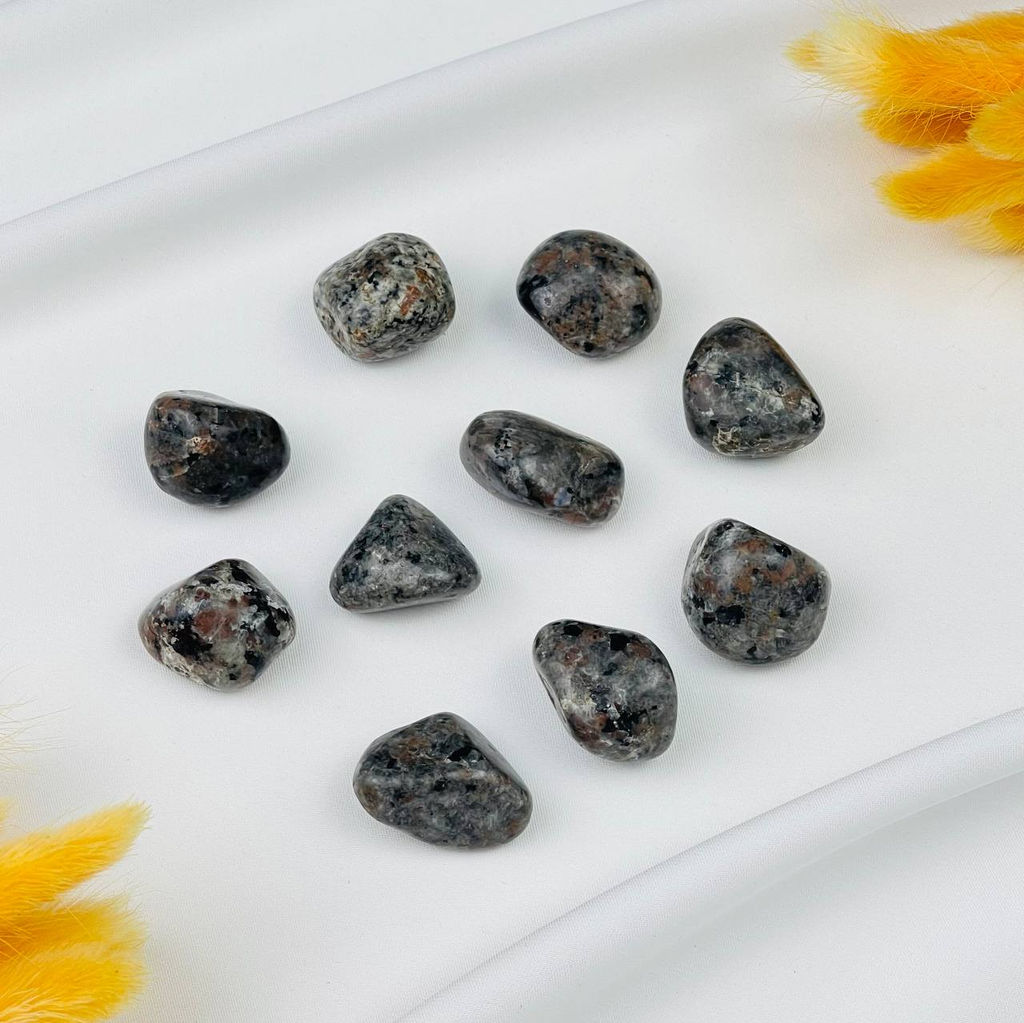 Галтовка из Йооперлита